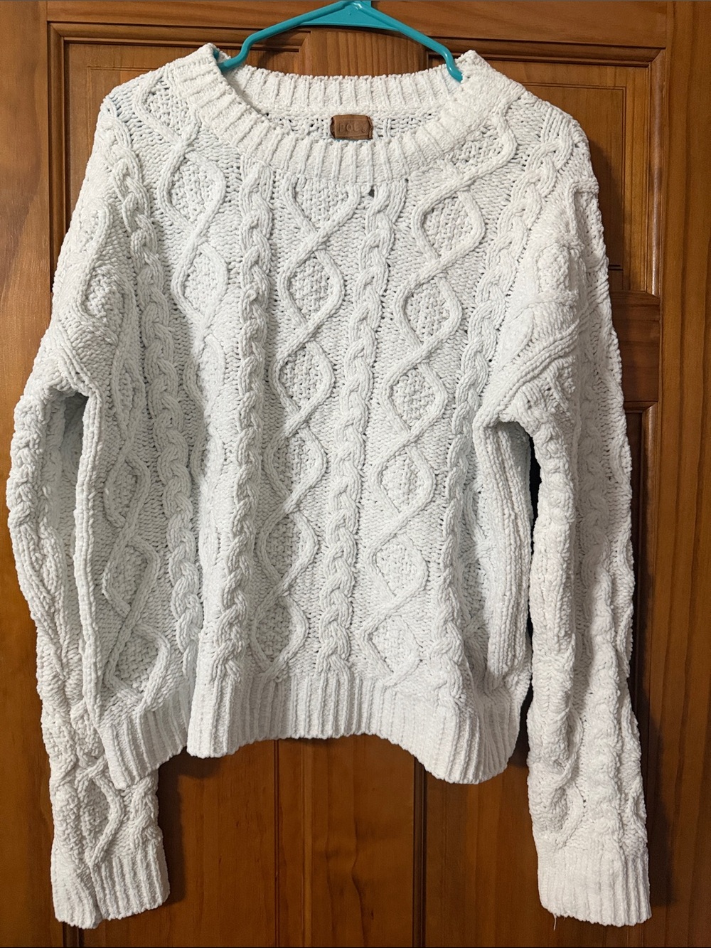 5/$25 POL white cable knit sweater